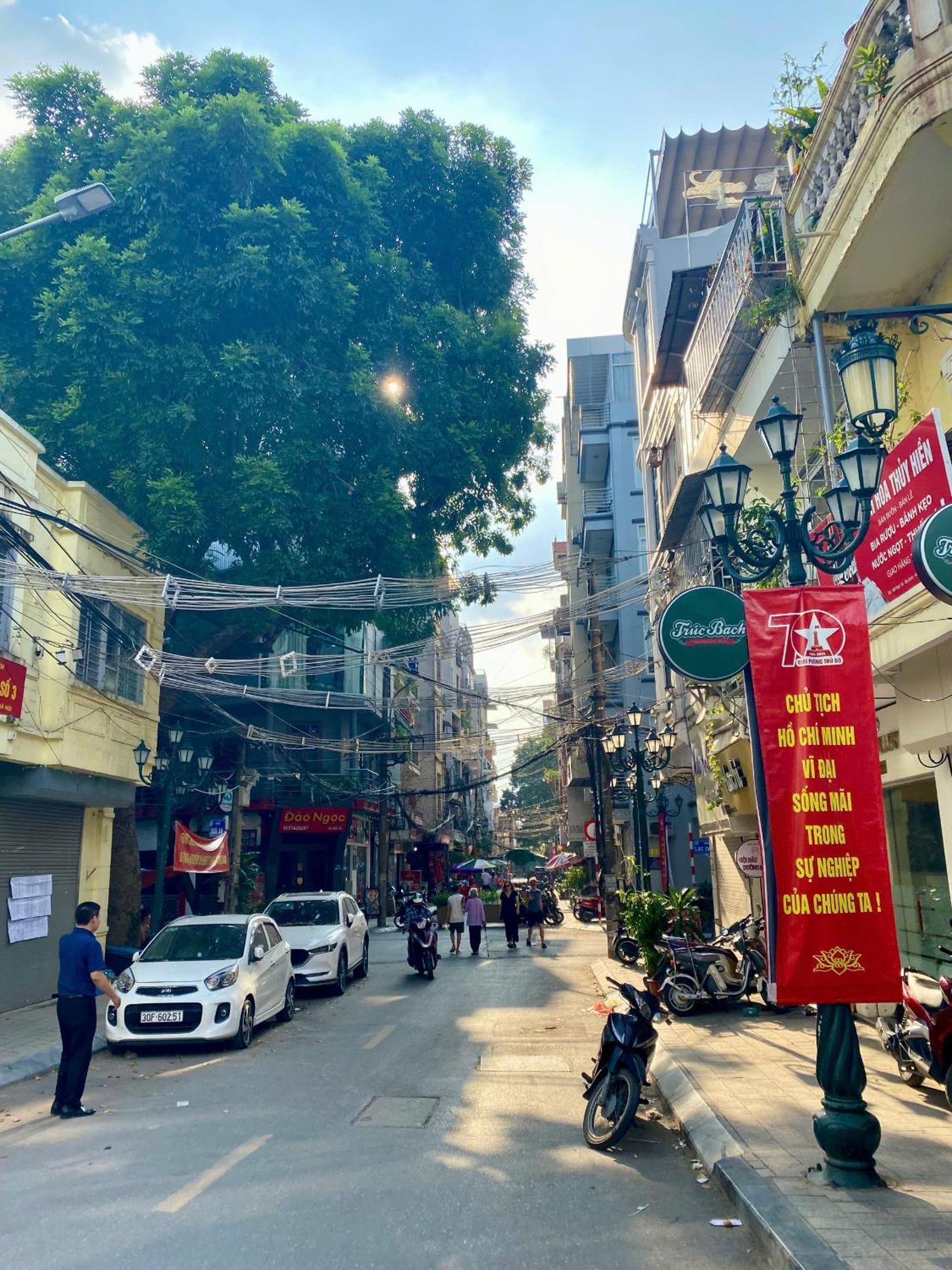 Luxe Paradise Premium Hotel Hanoi Bagian luar foto