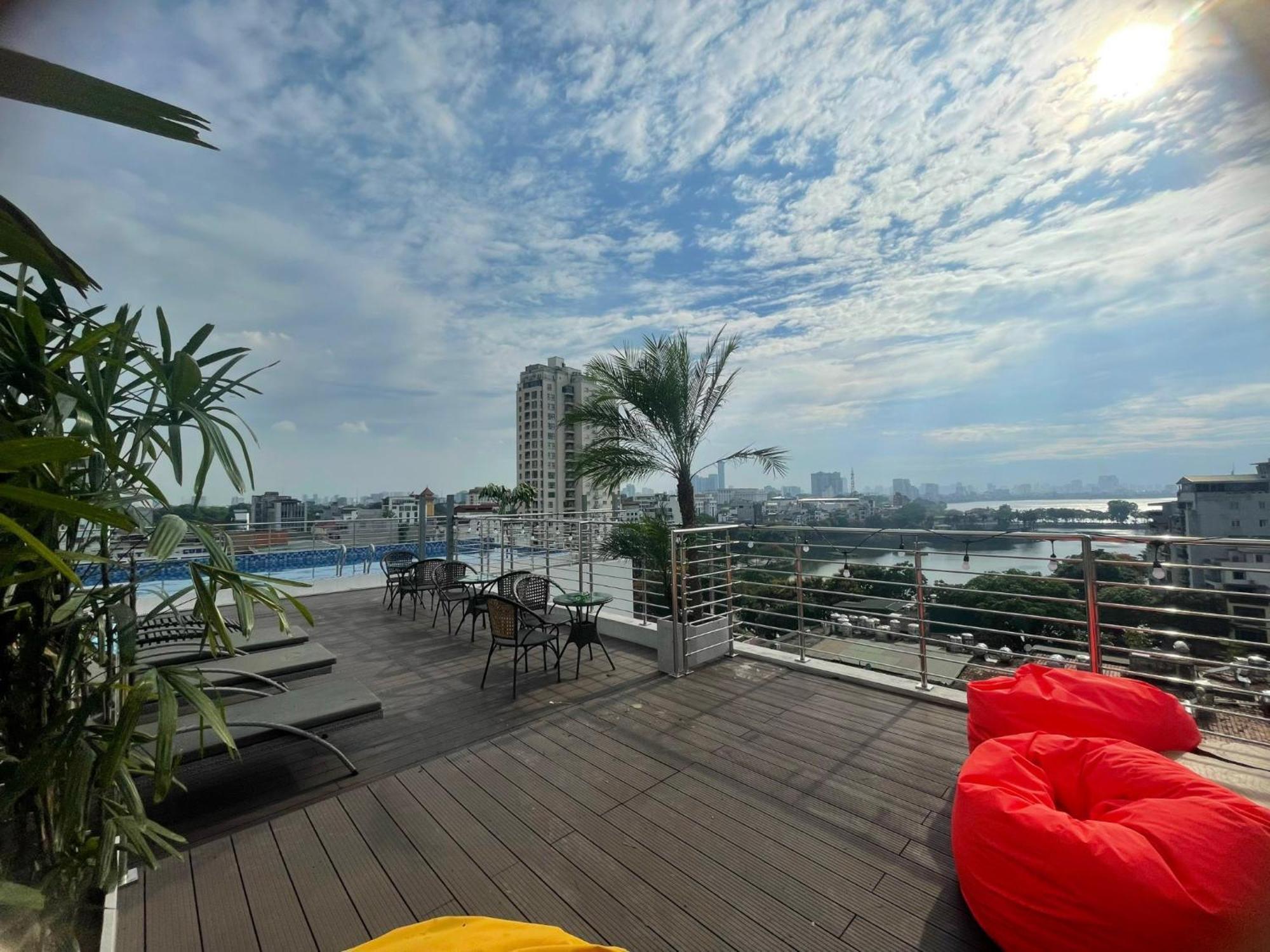 Luxe Paradise Premium Hotel Hanoi Bagian luar foto